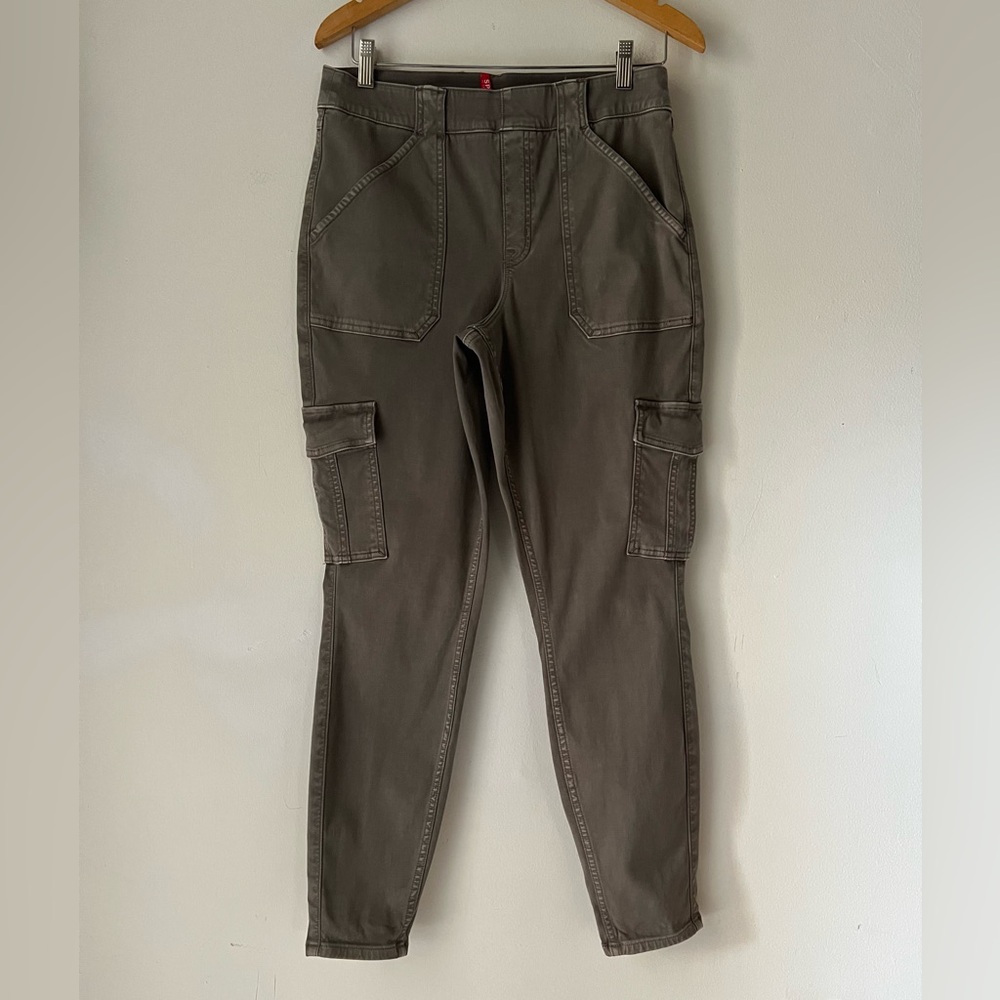 Spanx Stretch Twill Ankle Cargo Pull On Slimming Pants Sz XL in Army Green - Picture 4 of 16